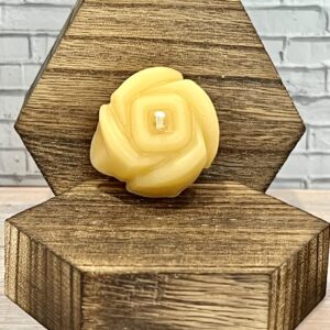 wee candle (f) sold in variety packages of six