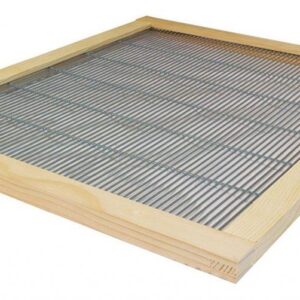 wooden rim queen excluder